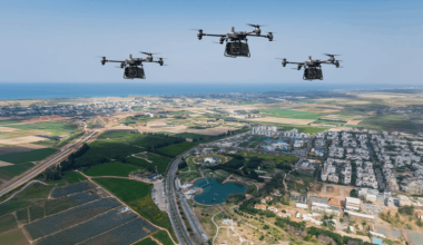 Η Χεζμπολάχ χτυπά με drone ισραηλινές μονάδες και ο ισραηλινός στρατός καλύπτει με δίκτυα τις βάσεις του