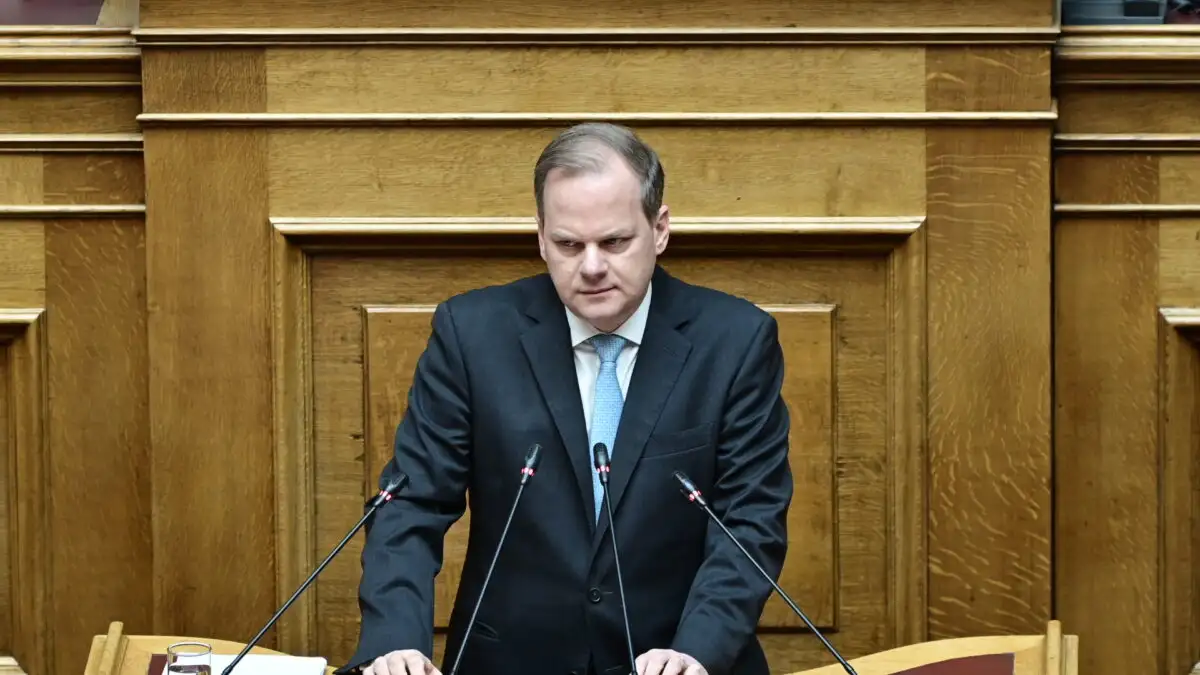 Έγκλημα στα Τέμπη: Αίτημα για αναβάθμιση κατηγορητηρίου κατά του Κ. Καραμανλή κατέθεσαν δύο οικογένειες θυμάτων