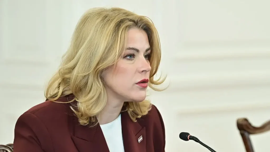Λετονία: Παραιτήθηκε η πρωθυπουργός Εβίκα Σιλίνια λόγω των ουκρανικών drones!