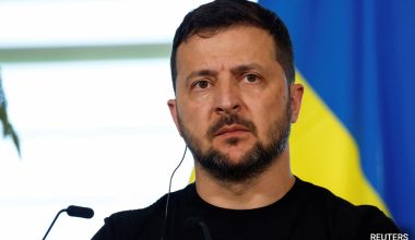Ο Ζελένσκι στον γνωστό του ρόλο: Προειδοποιεί για διασπορά του πολέμου μεσώ Λευκορωσίας