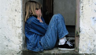 Ακόμα ένα αποτρόπαιο περιστατικό στην Πάτρα: Ανήλικες ξυλοφόρτωσαν συμμαθήτριά της και την έβγαζαν βίντεο