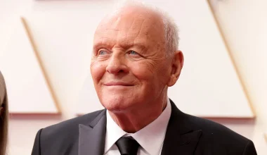 Άντονι Χόπκινς: Το βίντεο με τον χορό του 88χρονου ηθοποιού ως «φόρος τιμής» στον Λέοναρντ Κοέν