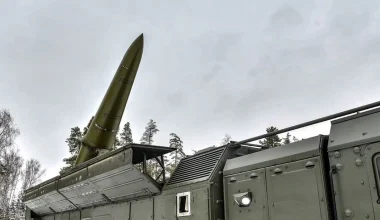 Βίντεο: Ρωσικός βαλλιστικός πύραυλος Iskander-M «αφανίζει» ουκρανικό εργαστήριο drones στην Οδησσό
