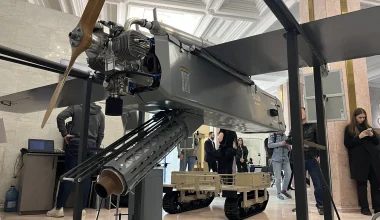 Βίντεο: Ουκρανικό drone FP-1/FP-2 εκτοξεύει ομοβροντία μη κατευθυνόμενων πυραύλων κατά ρωσικού στόχου στη Κριμαία