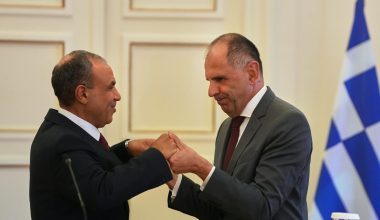 Γ.Γεραπετρίτης: Ο Έλληνας ΥΠΕΞ τηλεφώνησε στον Αιγύπτιο ομόλογό του – Τι συζήτησαν μεταξύ τους