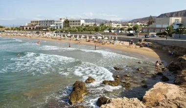 Αναστάτωση στο Ηράκλειο: Νεκρός λουόμενος σε παραλία της περιοχής