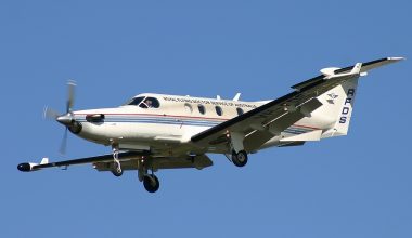 Βίντεο: Η στιγμή που αεροσκάφος PC-12 προσγειώνεται σε ένα από τα πιο επικίνδυνα αεροδρόμια παγκοσμίως