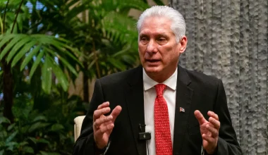 Πρόεδρος Κούβας: «Οποιαδήποτε στρατιωτική ενέργεια των ΗΠΑ σε βάρος της χώρας μας θα οδηγήσει σε αιματοχυσία»