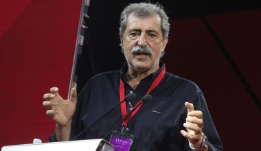 Π.Πολάκης: «Να κάνουμε μέτωπο όλοι μαζί για να ρίξουμε τον Κ.Μητσοτάκη»