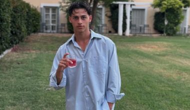 Survivor: Στη δημοσιότητα φωτογραφία του Σ.Φλώρου λίγο μετά τον τραυματισμό του στον Άγιο Δομίνικο