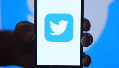 Το X βάζει «φρένο» στα posts αν δεν πληρώσεις: Η νέα εποχή περιορισμών που αλλάζει τα social media
