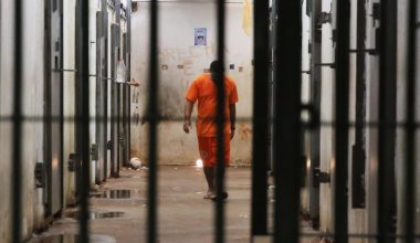 Πρωτοποριακό σύστημα στην Βραζιλία: Βάζει τους φυλακισμένους να διαβάζουν βιβλία για να μειωθούν οι ποινές τους!