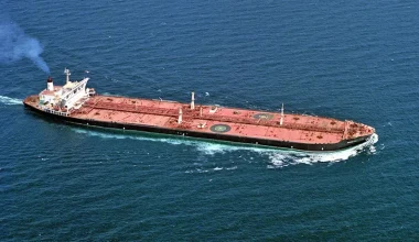Reuters: Ρωσικό τάνκερ με LNG έφτασε στην Κίνα μετά από έξι μήνες στη θάλασσα