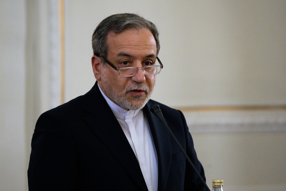 ΥΠΕΞ Ιράν Α.Αραγτσί: «Είμαστε έτοιμοι να πλήξουμε αμερικανικά αεροσκάφη σε περίπτωση νέας σύγκρουσης»