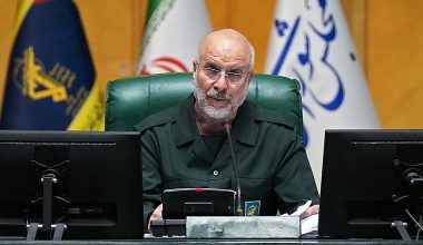 Πρόεδρος ιρανικού κοινοβουλίου: «Οι ΗΠΑ θέλουν να αρχίσουν ξανά τον πόλεμο»