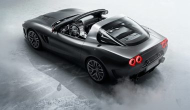 Επιτέλους, η Ferrari 550 γίνεται τάργκα, έστω και στα γεράματα