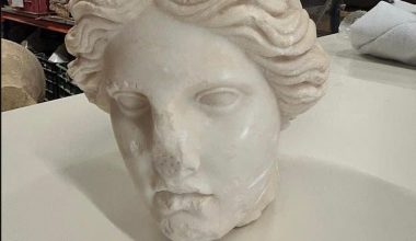 Ισπανία: Μαρμάρινη προτομή 2.000 ετών της Αφροδίτης εντοπίστηκε σε παραλία του Αλικάντε