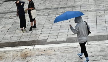 Καιρός: Άστατος και σήμερα με βροχές και καταιγίδες από το μεσημέρι σε αρκετές περιοχές