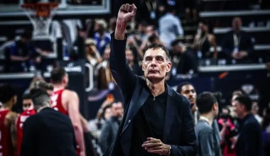Αυστηρό το μήνυμα του Γ.Μπαρτζώκα στους παίκτες του μετά την πρόκριση στον τελικό της Ευρωλίγκας (βίντεο)