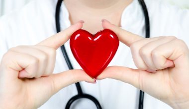 Καρδιοχειρουργός αποκαλύπτει: Οι 4 τροφές που μπορούν να μειώσουν την διάρκεια ζωής σας