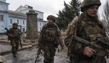 Ο ρωσικός Στρατός δεν χαρίζει: Εξοντώθηκε ολόκληρη διμοιρία Ουκρανών στην Κονσταντινόβκα – Δείτε βίντεο