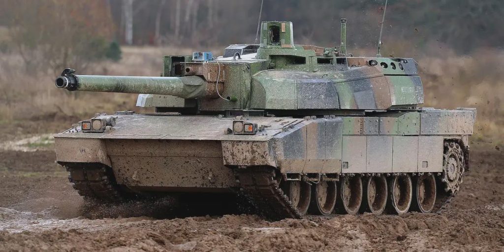 Bίντεο: Η Γαλλία μετατρέπει το άρμα μάχης Leclerc σε ένα μεγάλο anti-drone όπλο