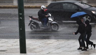 Σαν να είναι φθινόπωρο: Καταιγίδες στο μεγαλύτερο μέρος της Αθήνας και της Αττικής