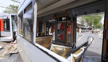 Γερμανία: Δύο τραμ συγκρούστηκαν μετωπικά στο Ντίσελντορφ – Πάνω από 50 τραυματίες