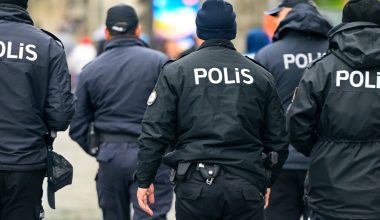 Τουρκία: Άγνωστος άνοιξε πυρ εναντίον του δημάρχου της Φετιγιέ – Τραυματίστηκε στο πόδι