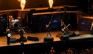 «Γκρέμισαν» το ΟΑΚΑ οι Iron Maiden: Πάνω από 50.000 θεατές τους αποθέωσαν! (βίντεο)