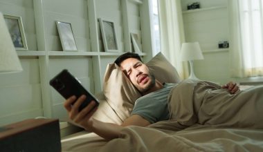 Γιατί οι πιο επιτυχημένοι άνθρωποι ξυπνούν χωρίς να κοιτάζουν κινητό για 30 λεπτά