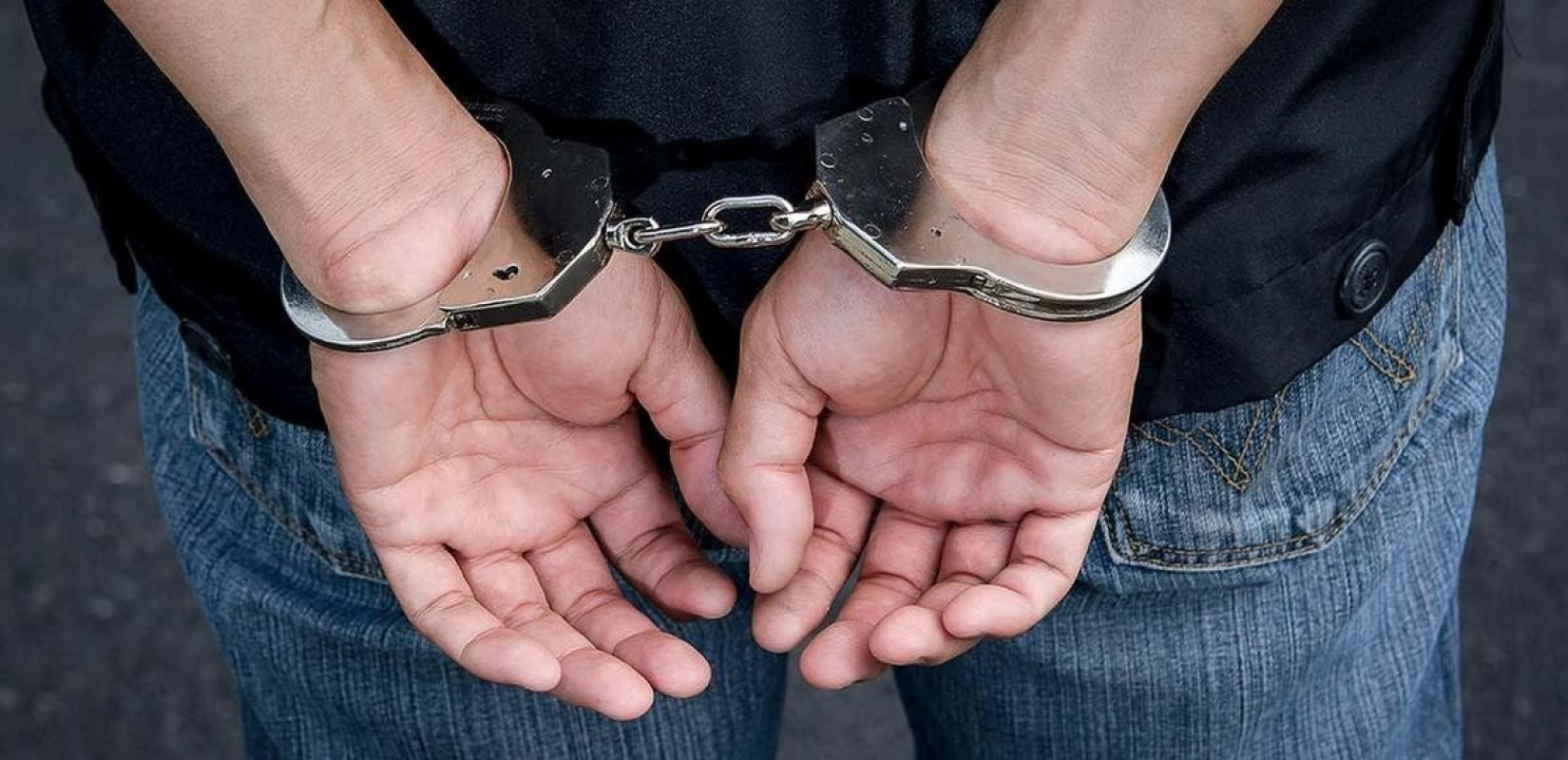 Ηράκλειο: Παραδόθηκε ο 23χρονος που άνοιξε πυρ έξω από καφετέρια στις Αρχάνες
