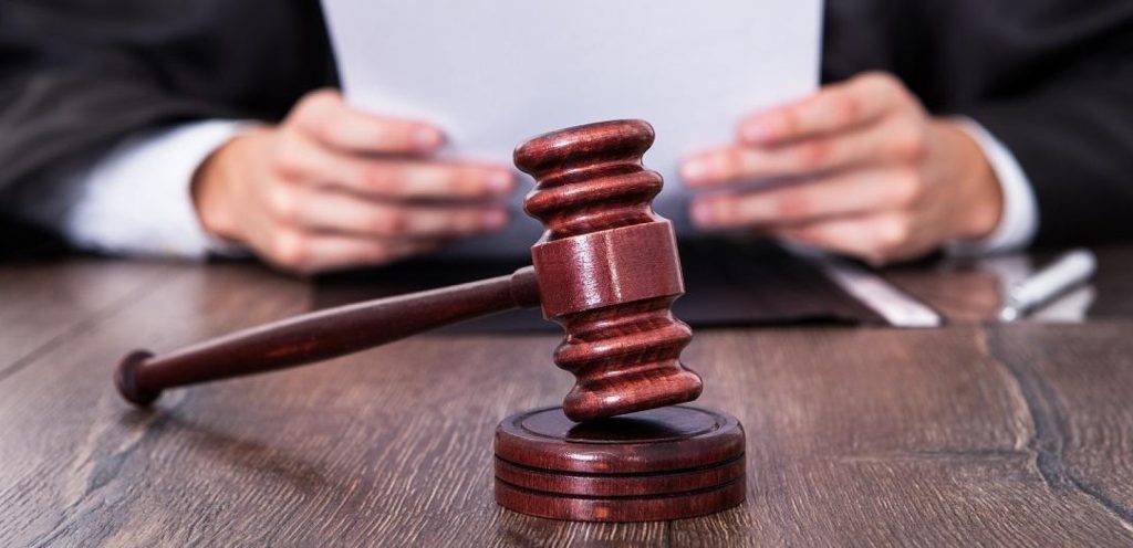 Πάτρα: Eλεύθερος αφέθηκε ο 35χρονος επιχειρηματίας που κατηγορούνταν για κακοποίηση 16χρονης