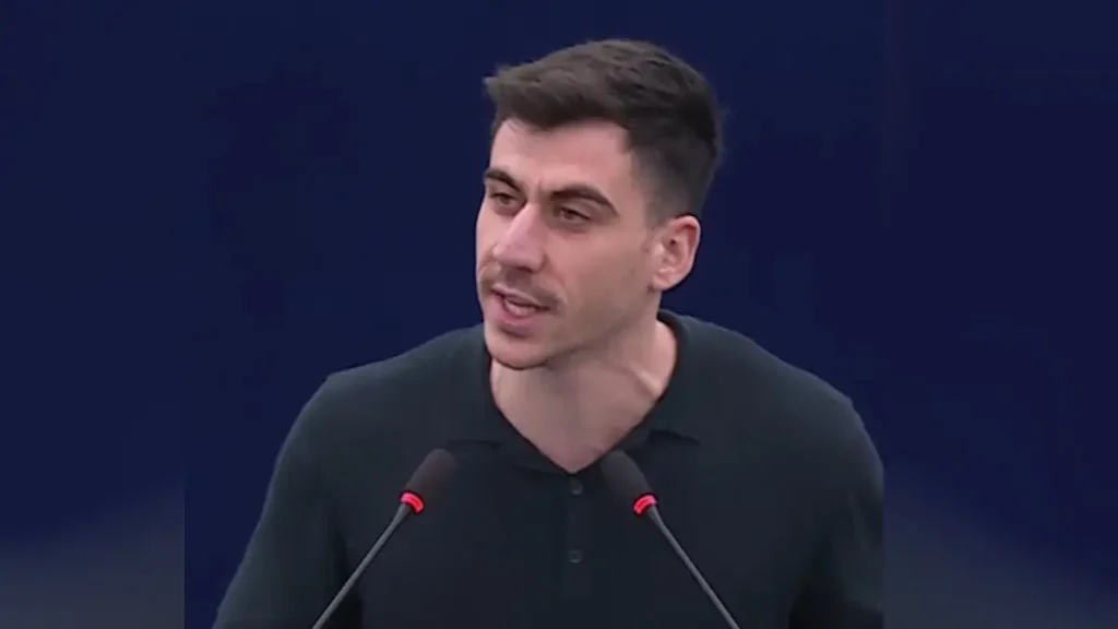 Φειδίας Παναγιώτου: Θα παραμείνει στο Ευρωπαϊκό Κοινοβούλιο – Αποποιείται τη βουλευτική έδρα