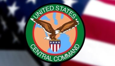 CENTCOM: Οι ΗΠΑ κτύπησαν σκάφη που επιχειρούσαν να τοποθετήσουν νάρκες κοντά στα Στενά του Ορμούζ
