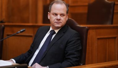 Τέμπη: Παράσταση προς υποστήριξη της κατηγορίας για την υπόθεση Κ.Αχ.Καραμανλή δήλωσαν συγγενείς θυμάτων