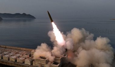 Η Βόρεια Κορέα εκτόξευσε βαλλιστικό πύραυλο μικρού βεληνεκούς ανοιχτά της δυτικής ακτής της χώρας