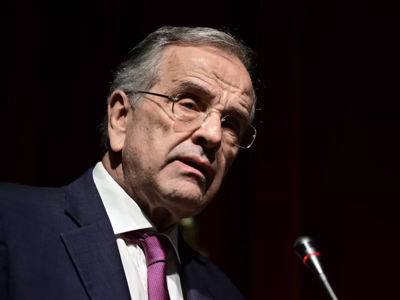 Α.Σαμαράς: Περιμένει… να χτυπήσει την κατάλληλη στιγμή