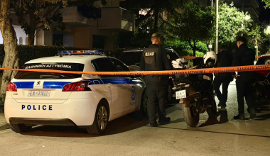 Στέλεχος της Πολεμικής Αεροπορίας ο άνδρας που πυροβόλησε τη σύζυγό του και αυτοκτόνησε στο Χολαργό