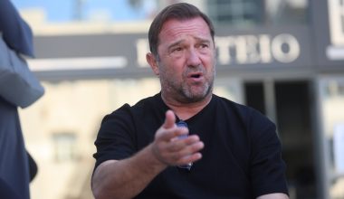 Διακοπή στην δίκη για το έγκλημα στα Τέμπη: Ο λόγος που ο Νίκος Πλακιάς έγινε έξαλλος