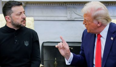 Σε περιδίνηση ο Β.Ζελένσκι με τους «ασταμάτητους» ρωσικούς πύραυλους Zircon & Kh-101 – Τι ζήτησε από τον Ν.Τραμπ