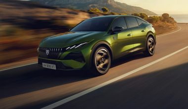Peugeot 408: Άνοιξαν οι παραγγελίες – Από €26.900