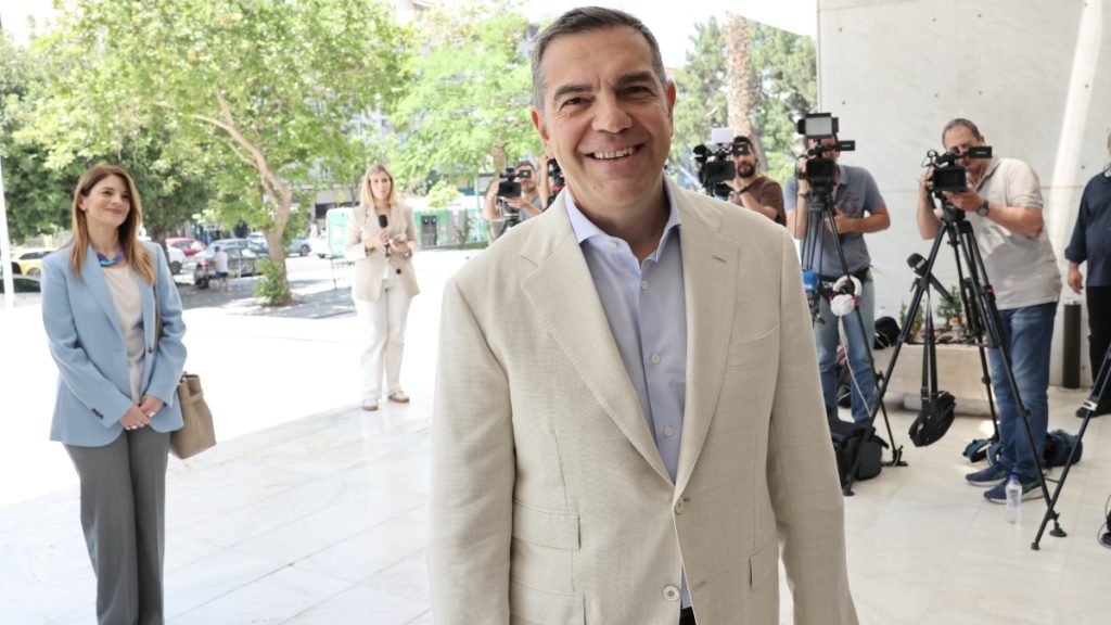 Η απάντηση του νέου κόμματος Α.Τσίπρα για πιθανές συνεργασίες: «Θα στηριχτούμε στις δυνάμεις μας»