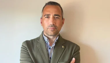 Όταν ο νυν εκπρόσωπος του νέου κόμματος του Α.Τσίπρα, τον έβριζε όταν ήταν στο ΠΟΤΑΜΙ