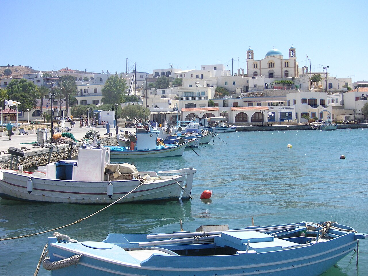 Le Figaro: Το ελληνικό νησί που αποτελεί τον ιδανικό προορισμό για αρχές καλοκαιριού