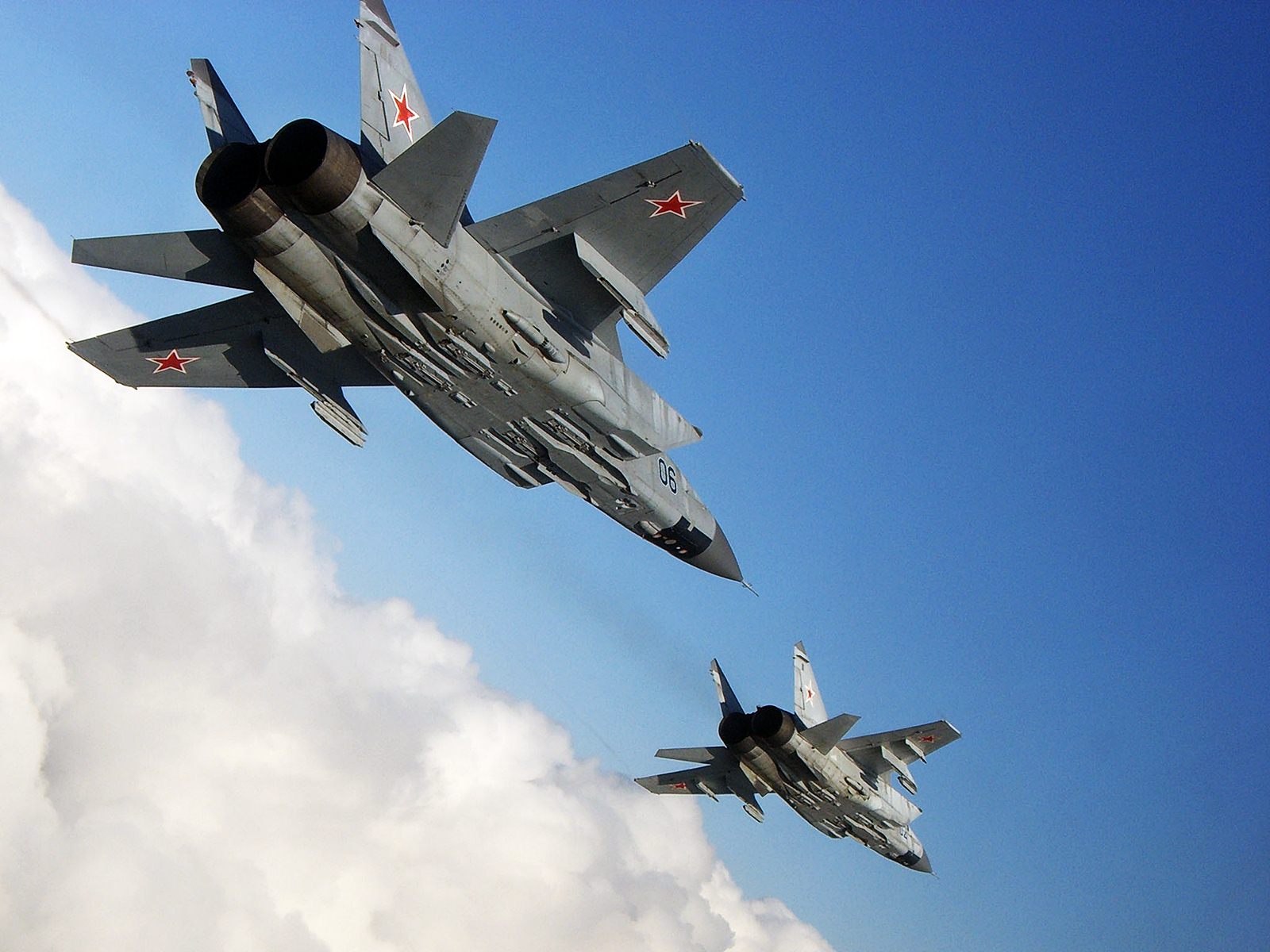 Με τις R-37M ρωσικά MiG-31 διέλυσαν κρίσιμους κόμβους των Ουκρανών – Δείτε τα σχετικά πλάνα