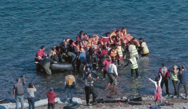 Βίντεο-σοκ: Το υπουργείο Μετανάστευσης ψάχνει σπίτια για «πρόσφυγες» Αφγανούς μέσω μεσιτικών γραφείων;