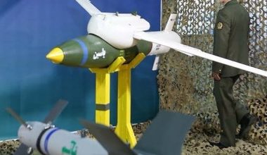 Αρμενικά Su-30SM ρωσικής κατασκευής εμφανίστηκαν με ιρανικές βόμβες ακριβείας Yasin στην παρέλαση του Ερεβάν