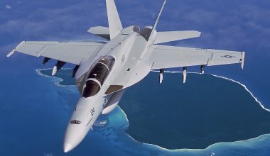 Δείτε βίντεο: Η αμερικανική Αεροπορία εξαΰλωσε ταχύπλοο με ναρκωτικά στον Ειρηνικό Ωκεανό