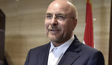 Μ.Γκαλιμπάφ: «Το Ιράν δεν θα εγκρίνει καμία συμφωνία με την Ουάσινγκτον χωρίς εγγυήσεις για τα δικαιώματά του»